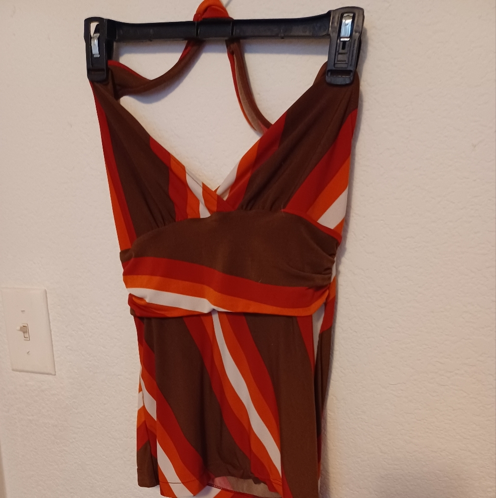 Woman's shirt and skirt